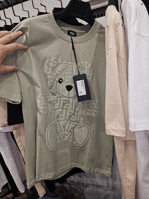 Super oferta la tricouri de dama