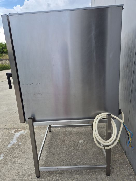 Cuptor electric profesional UNOX