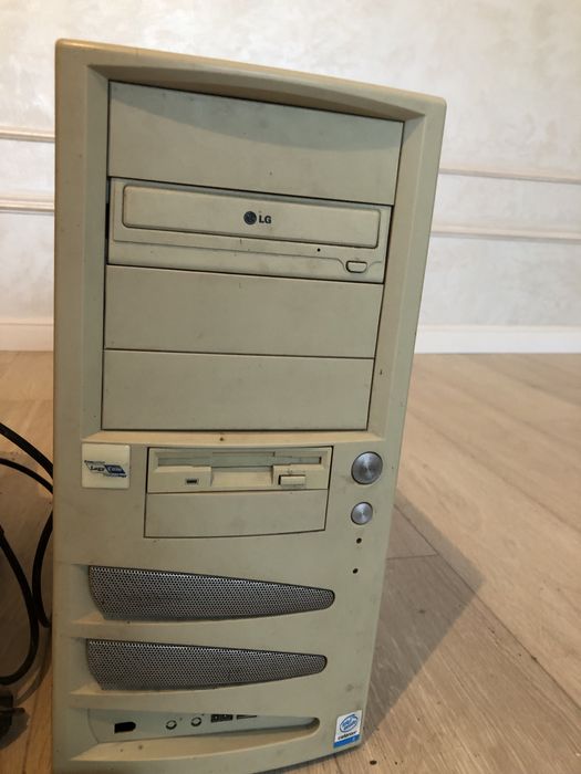 Компьютер  процессор