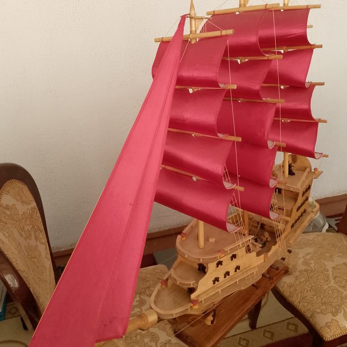 Корабль кизил йелкан асол