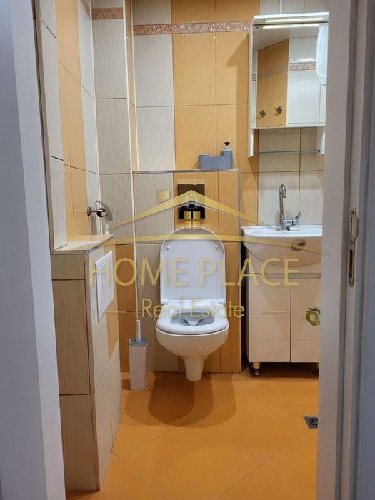 Дава се под наем Двустаен апартамент в Варна, Център - 70 кв.м за 478.38 € - Снимка #11