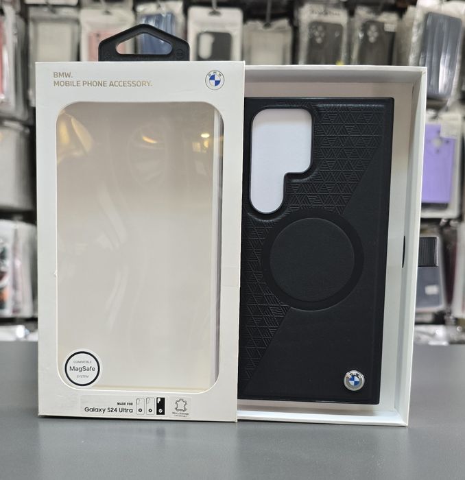 Оригинален кейс с лого BMW за Samsung S24 ULTRA