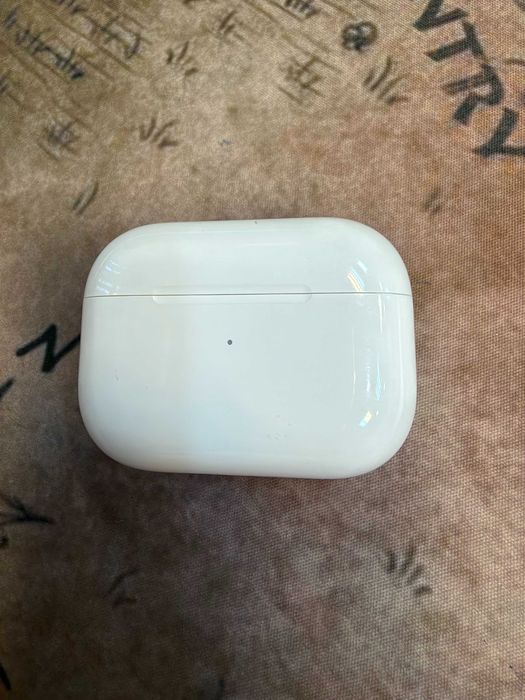 AirPods Pro 1 модел A2083 кутия за зареждане