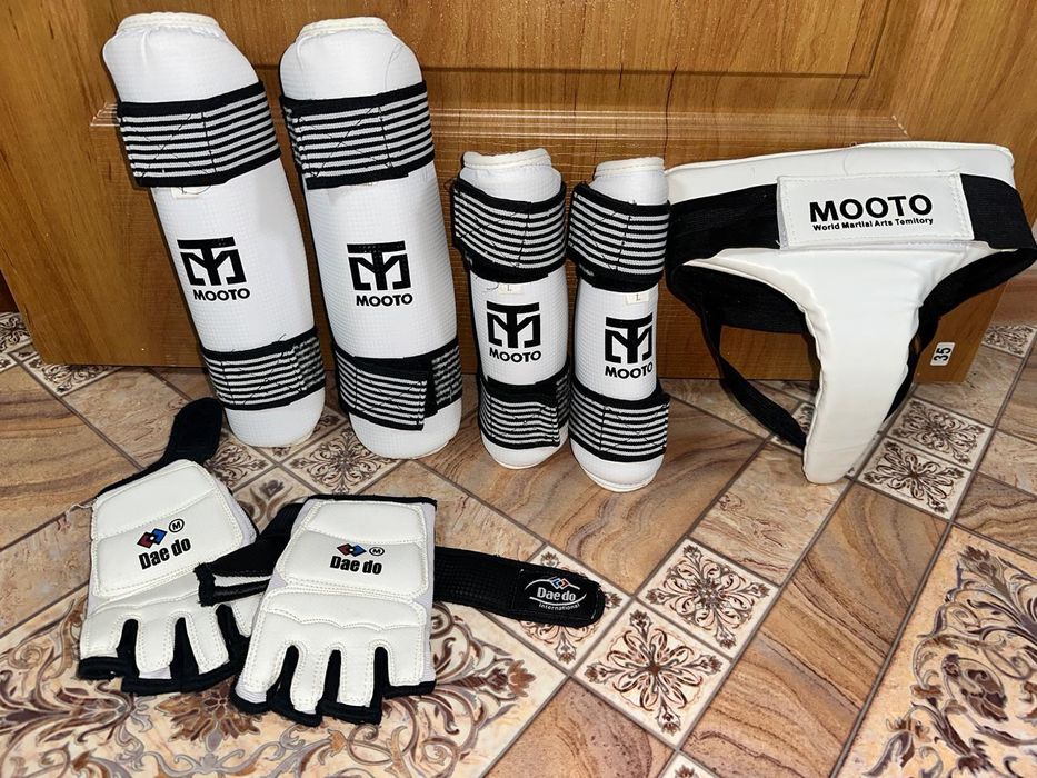 Дабок и экипировки для таэквондо