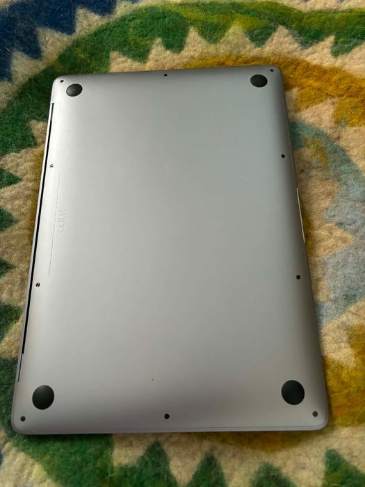 Macbook air 2020 M1