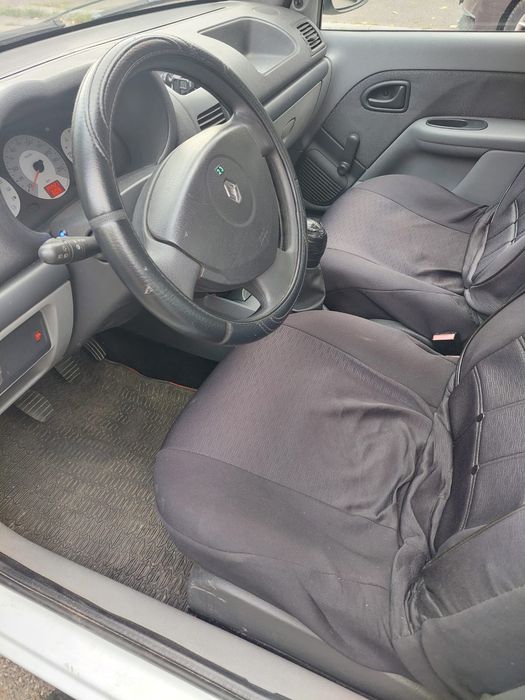 Renault Clio,unic proprietar