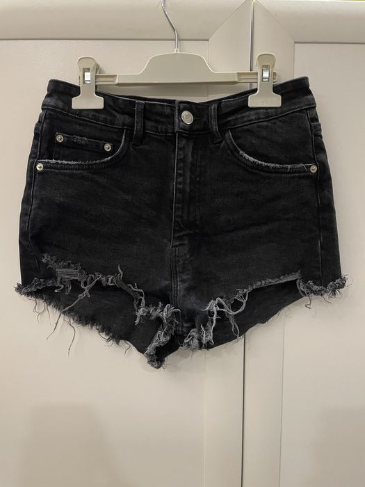 Къси панталонки Zara