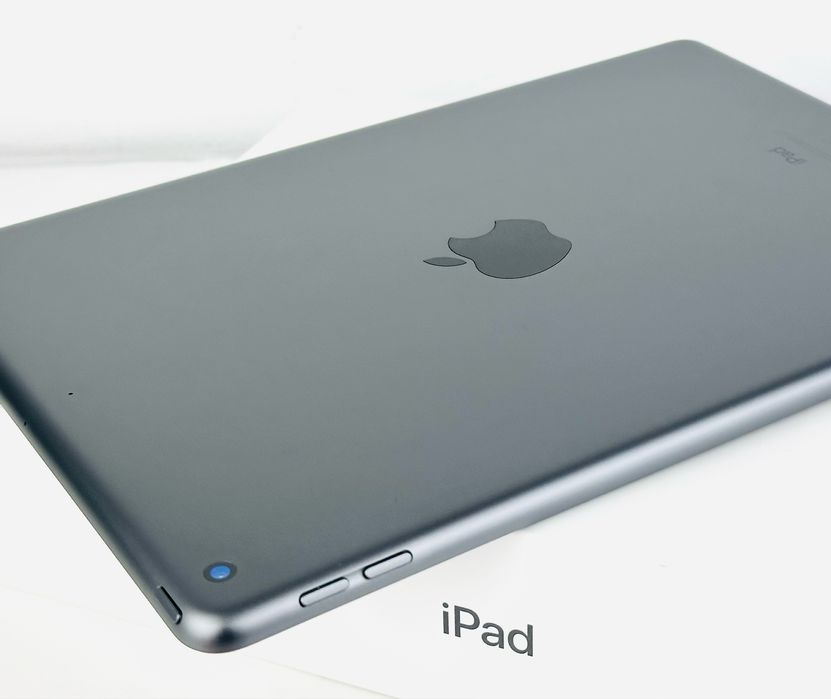 КАТО НОВ! Apple iPad 8th Gen 32GB WiFi Space Gray Гаранция!
