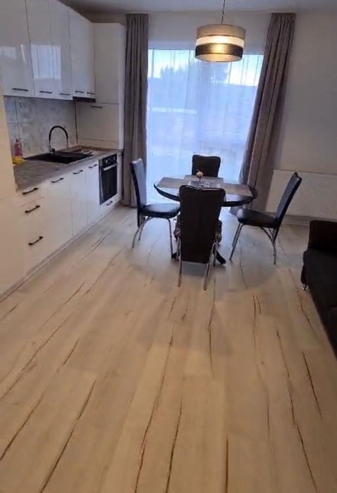 Apartament 2 camere de închiriat în Centru