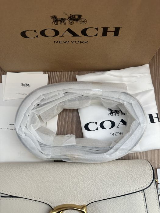 Чисто нова чанта COACH Tabby 26 CH857 в бежов цвят