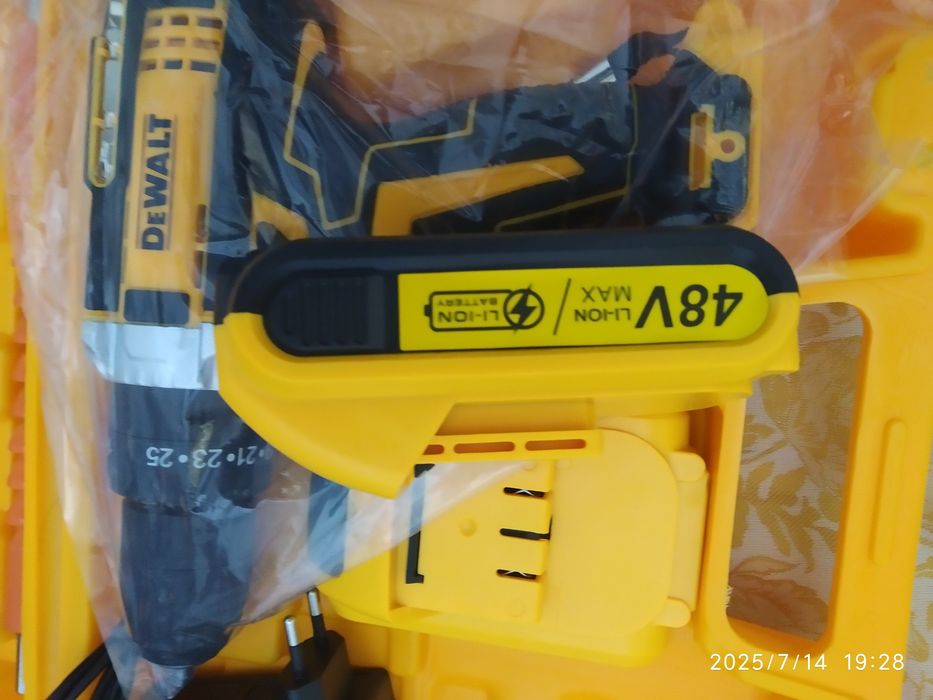 Шуруповёрт Дрель сотилади