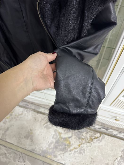 Продам кожаную куртку с норкой