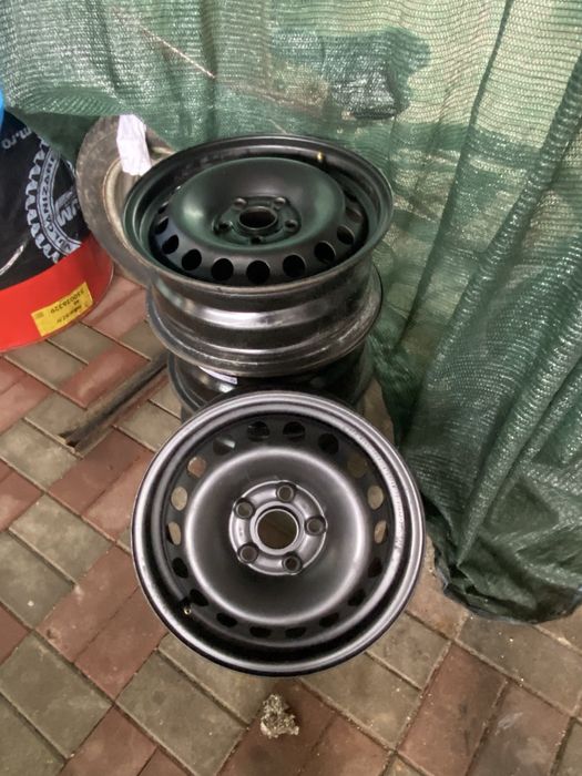 Jante Cielo cu anvelope de iarna in state foarte buna de rulare