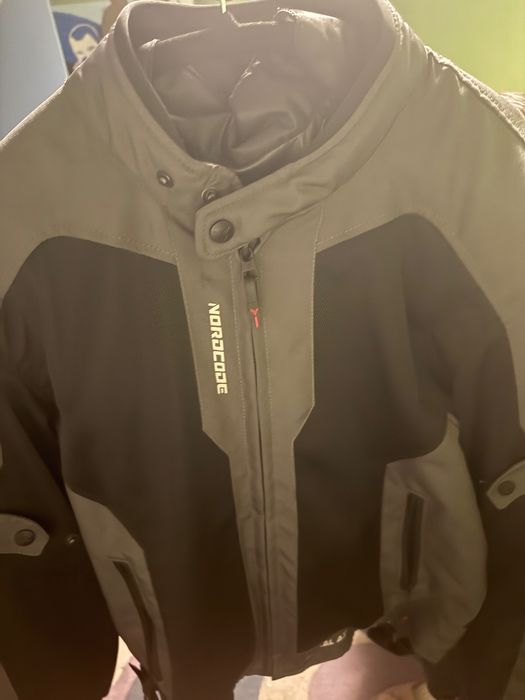 Продавам мото яке