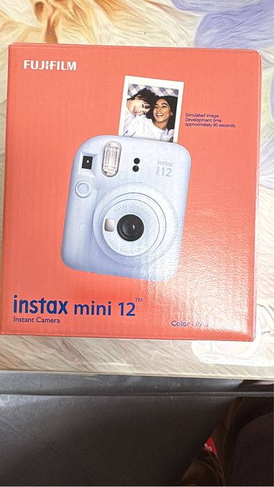 Aparat foto instant Fujifilm mini 12 nou