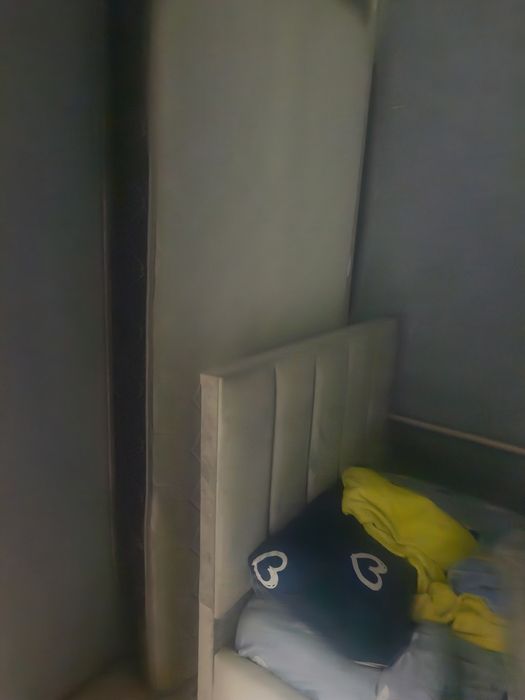 Продам матрас новый 1 .5