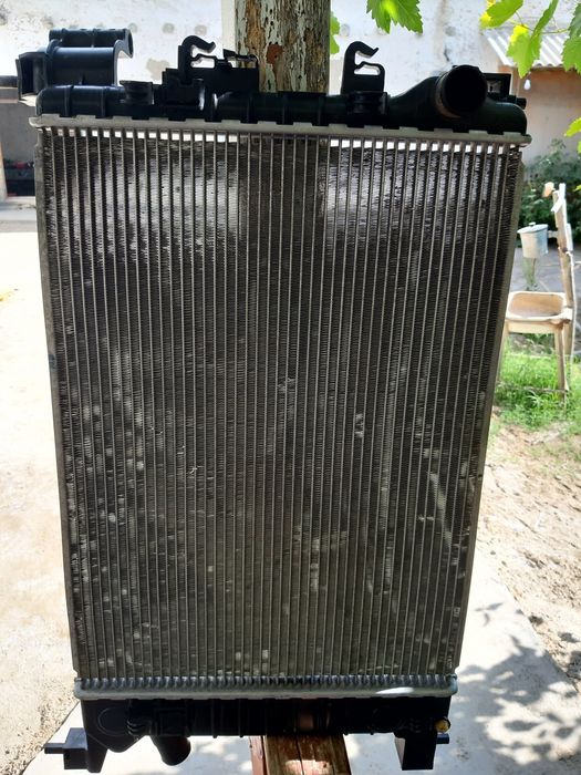 Kobolt ariginal radiator sotiladi.Mexanika.