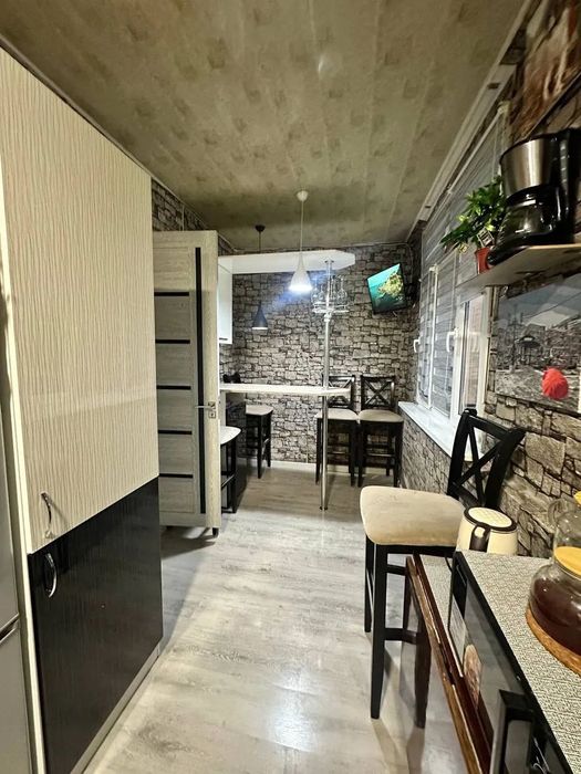 Квартира 2/2/4 Карасу 1 Ориентир: Дуние , базар, корзинка