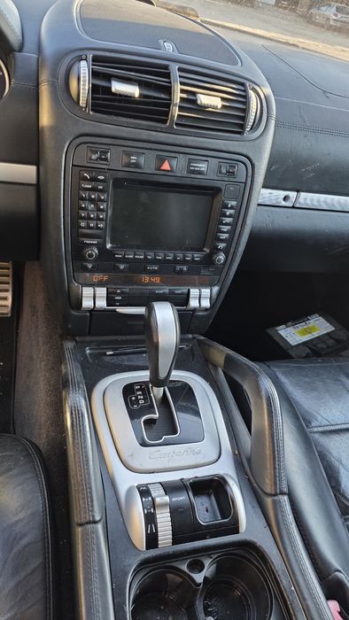 Porsche Cayenne S 4.8 V8 Facelift Swiss