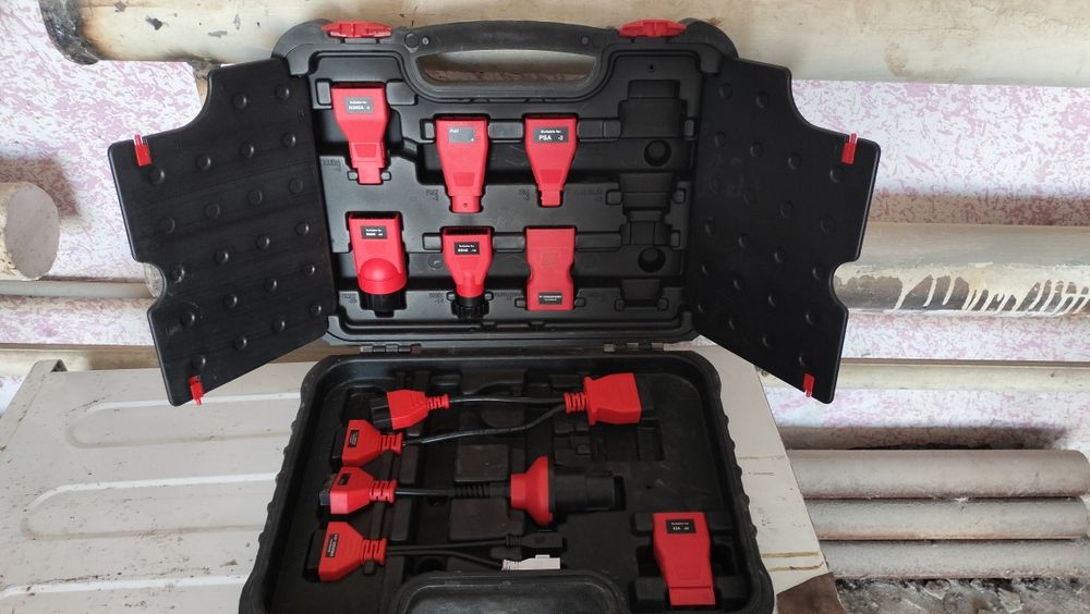 Сканер AUTEl максидас DS 808 BT