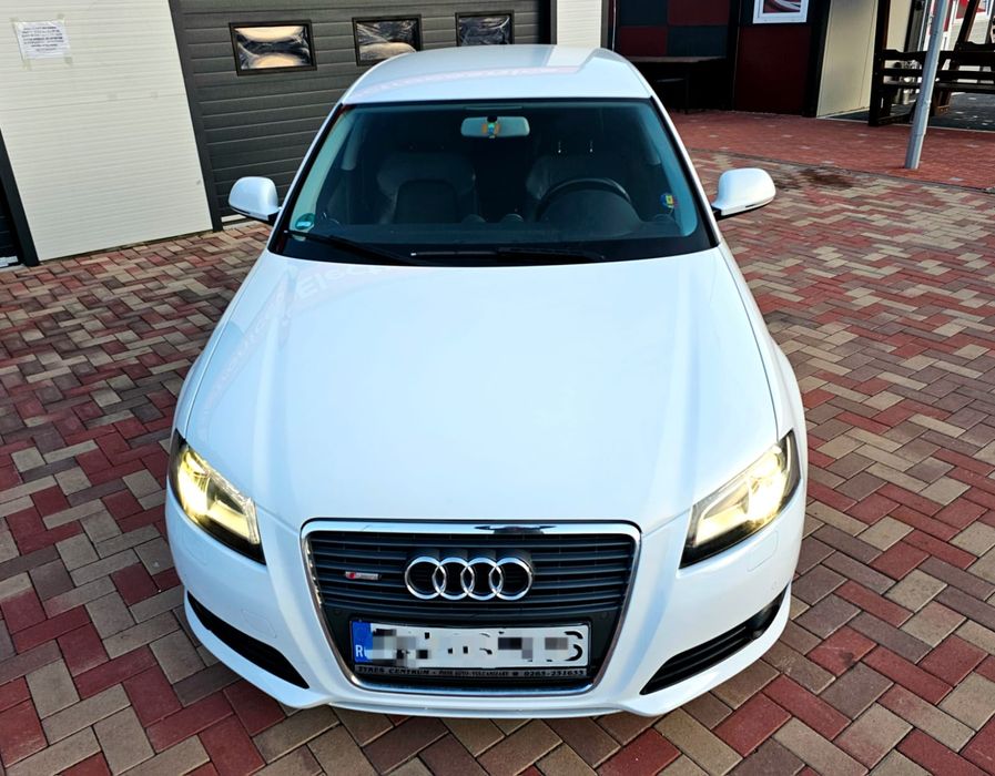 Audi A3 S-line Automat 2.0 tdi 170 cp  Euro 5 Variante +-