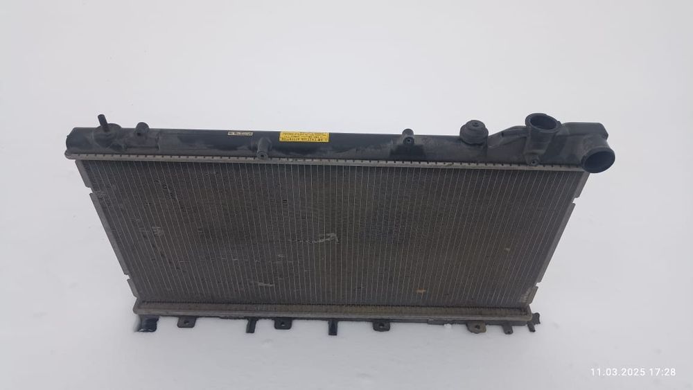 Радиатор охлаждения   Субару форестер