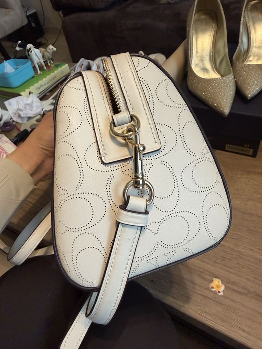 Чанта Coach естествена кожа