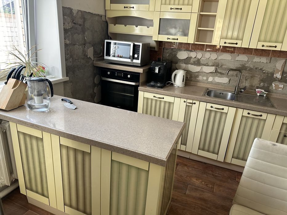 Продам кухонный гарнитур