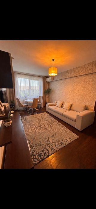 Apartament  cu 3 camere in Nufarul cu dubla orientare