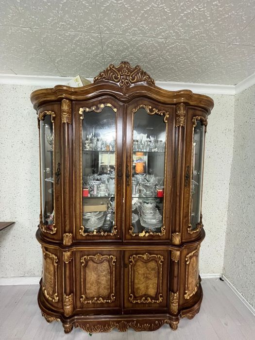 сервант бу в хорошем состоянии