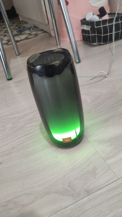Продается колонка jbl Pullse 4 оригинал