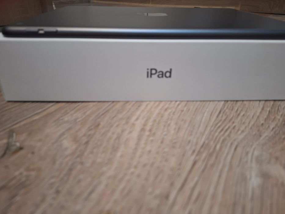 Продам Айпад в отличном состоянии. Есть торг