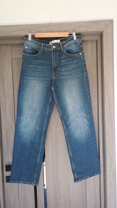 Blugi drepți Bershka