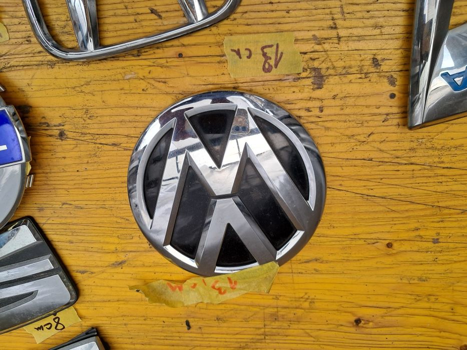 Емблема Vw Skoda Ford Seat  Mercedes Volvo  Peugeot Dacia