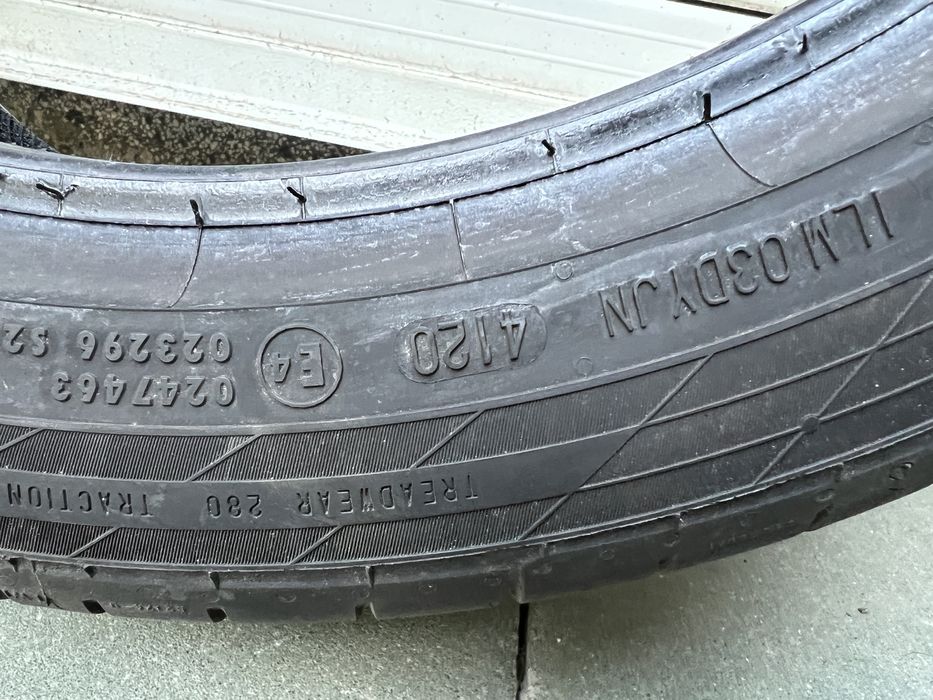 Гуми 225/45/17 continental dot 20