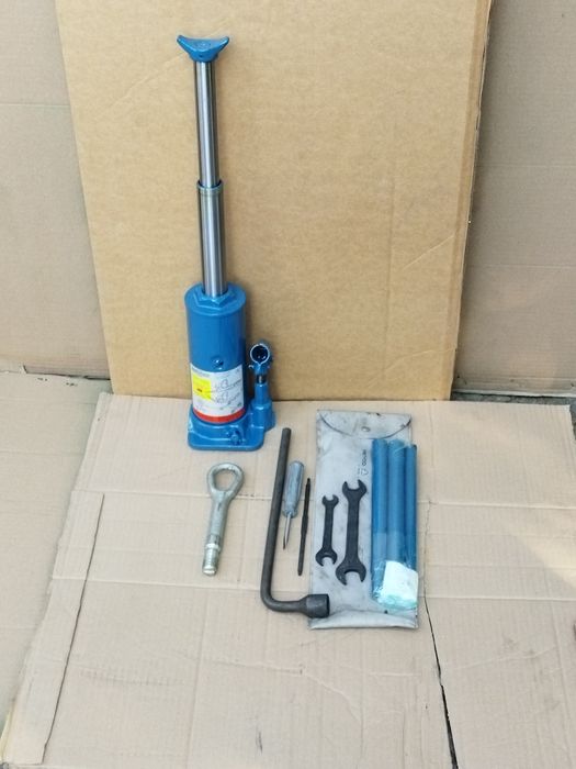 Крик хидравличен за Мерцедес Спринтер ( Mercedes Sprinter)