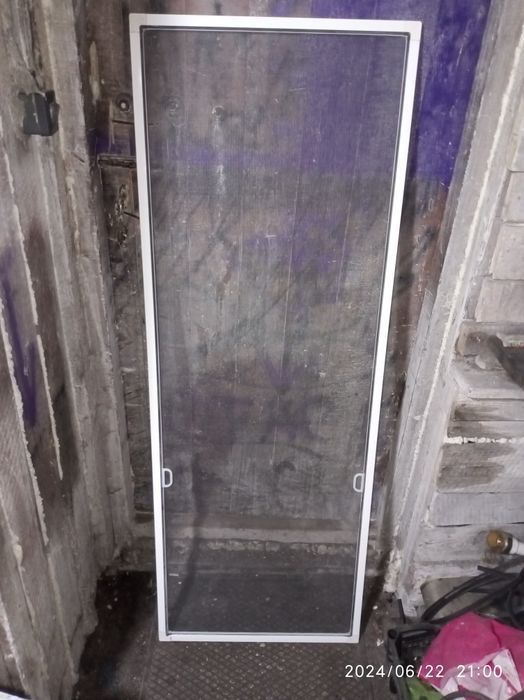 Москитная сетка на окно