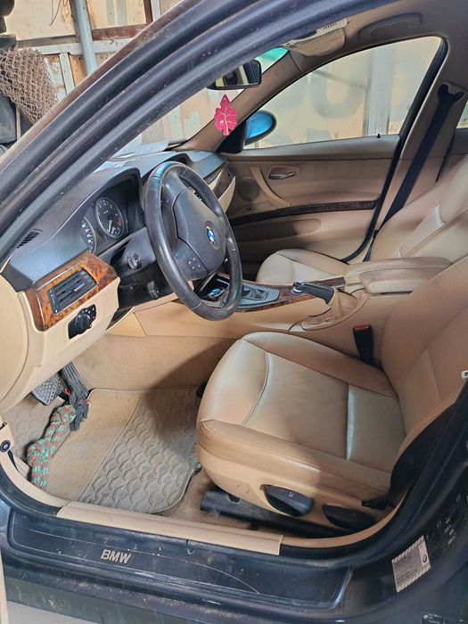 BMW 320i 2006 Automată + GPL