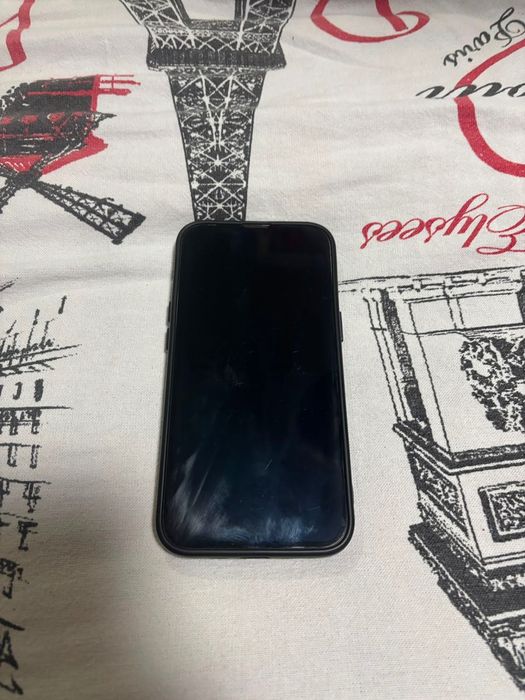 iphone 13 в идеальном состоянии