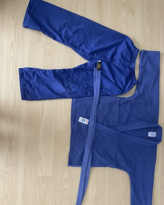 дзюдо кимоно.