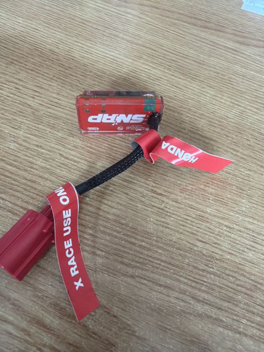 RBW SKULLModul eliminare eroare Check Engine Evacuare Racing - Snap OBD2 E5/E5+ Honda Rosu