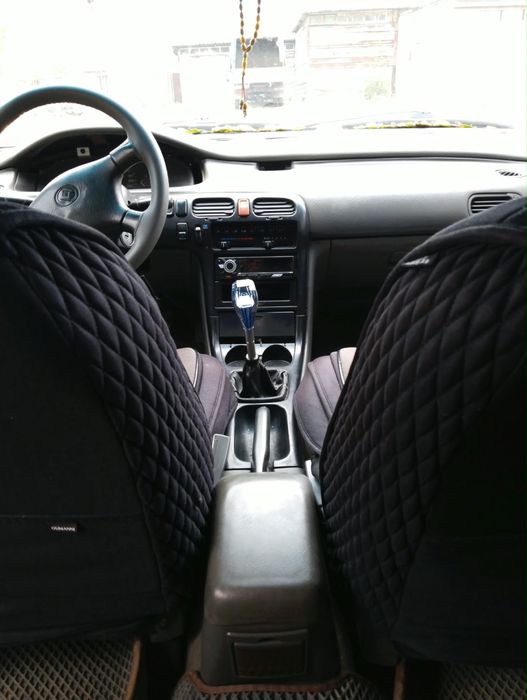 Продам mazda 626
