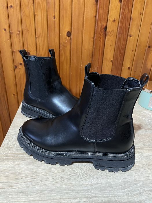 Дамски черни боти