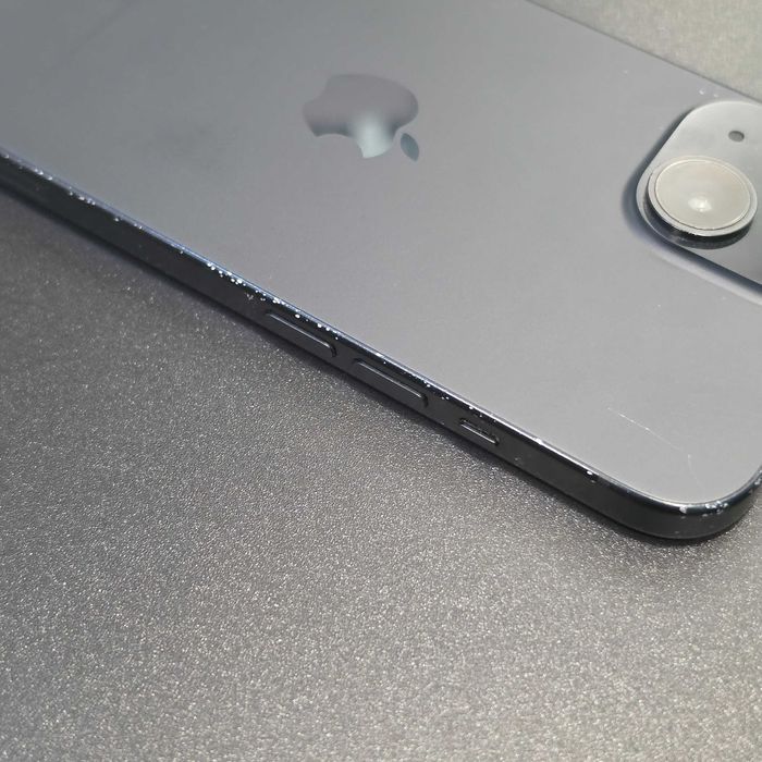 HOPE AMANET P8 Iphone 15 128 Gb 85 Baterie