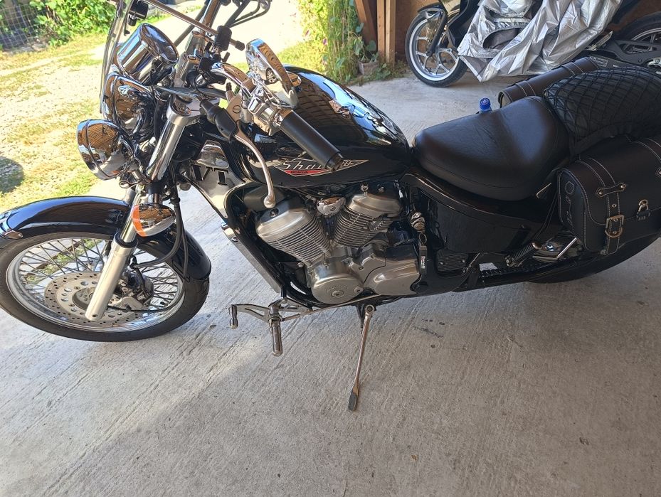 Honda Shadow 600 sau schimb