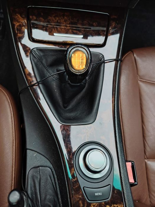 BMW 320i, 2.0 benzina, 150 cai, turbo
