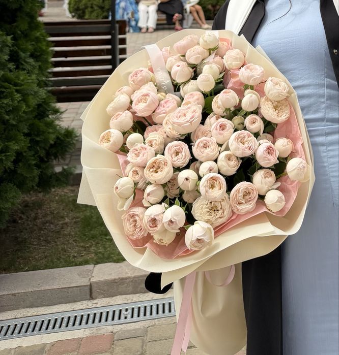 Пионовидные розы 13к ,самовызов