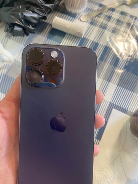 Срочно продам Айфон14 Pro Max