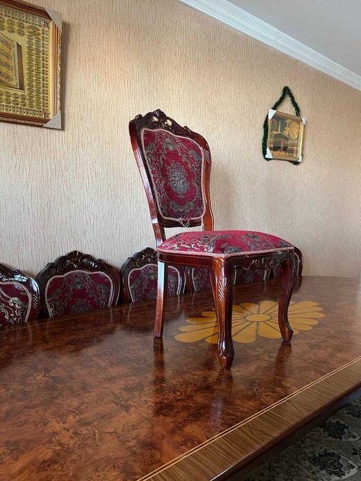 Мебель, Размер 3,50 м * 80 см-отличный предмет мебели для гостиной.
