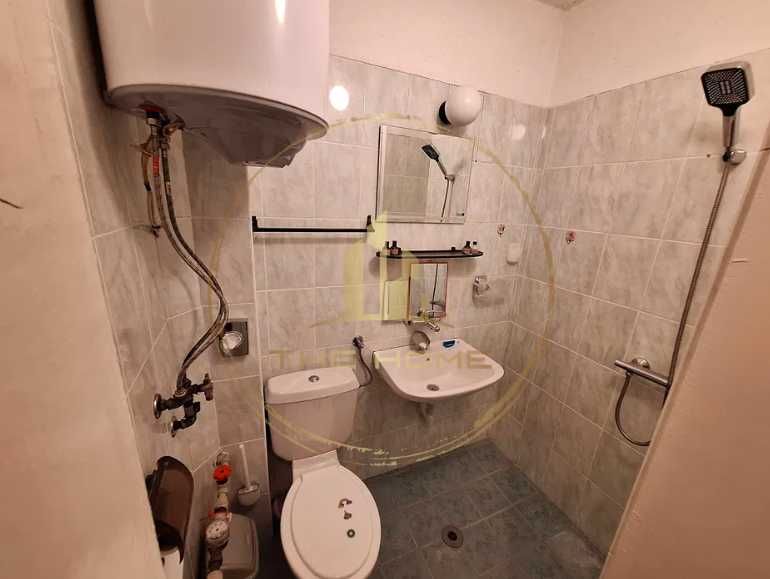 Дава се под наем Тристаен апартамент в Варна, Център - 70 кв.м за 425 € - Снимка #6